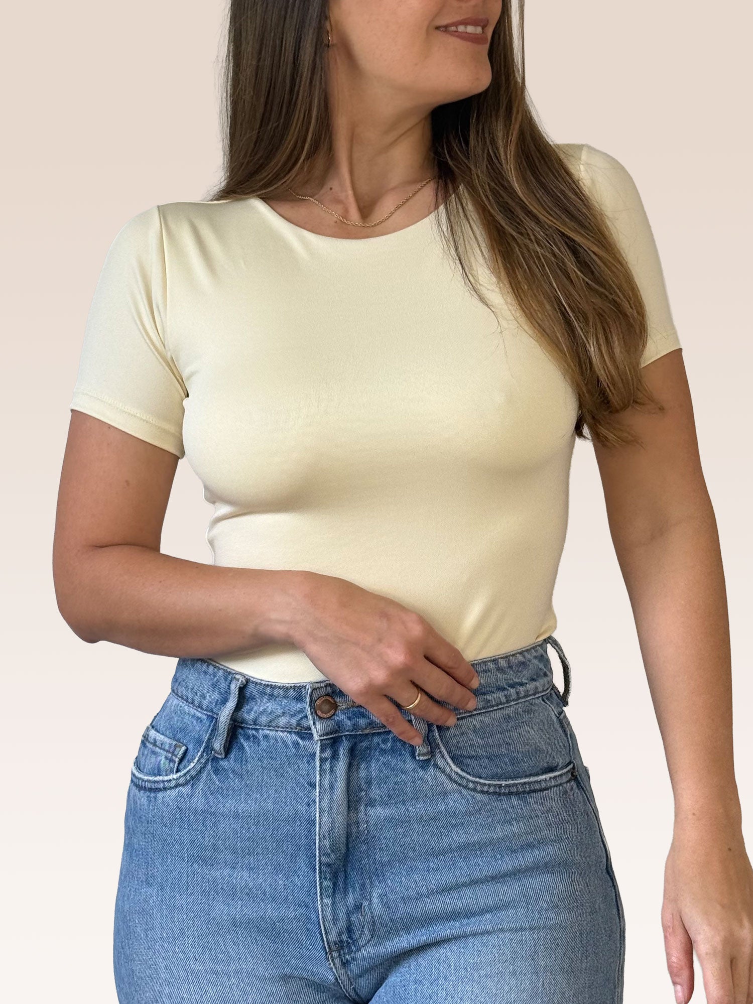 Blusa Básica Manga Corta Doble Tela Butter Cream